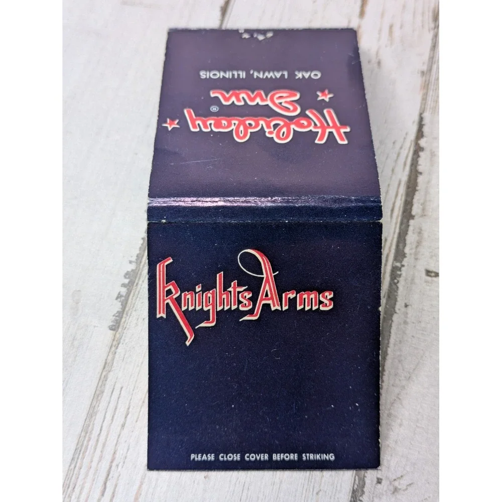Vintage Matchbook Cover Holiday Inn Knights Arms Oak‎ Lawn, Illinois